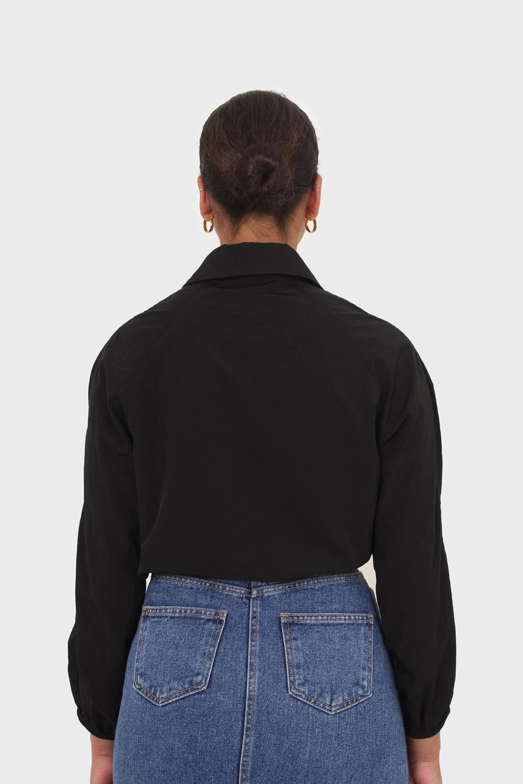 Black drawstring hem shirt jacket_3