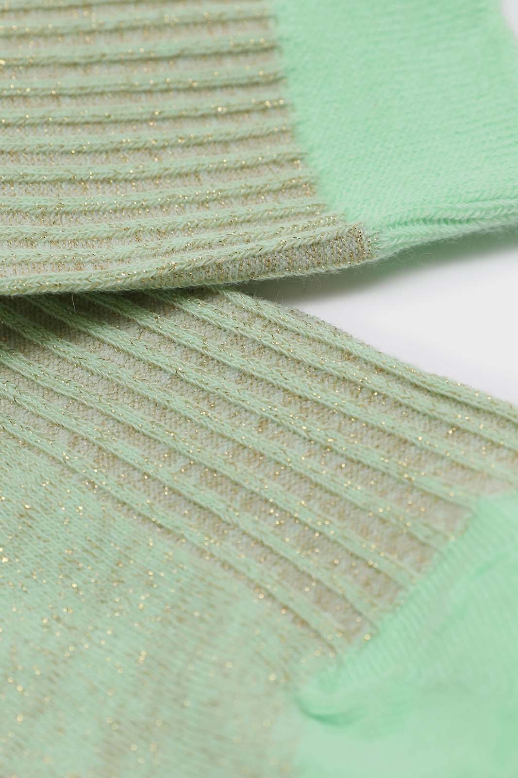 Pastel green metallic vertical stripe socks_2