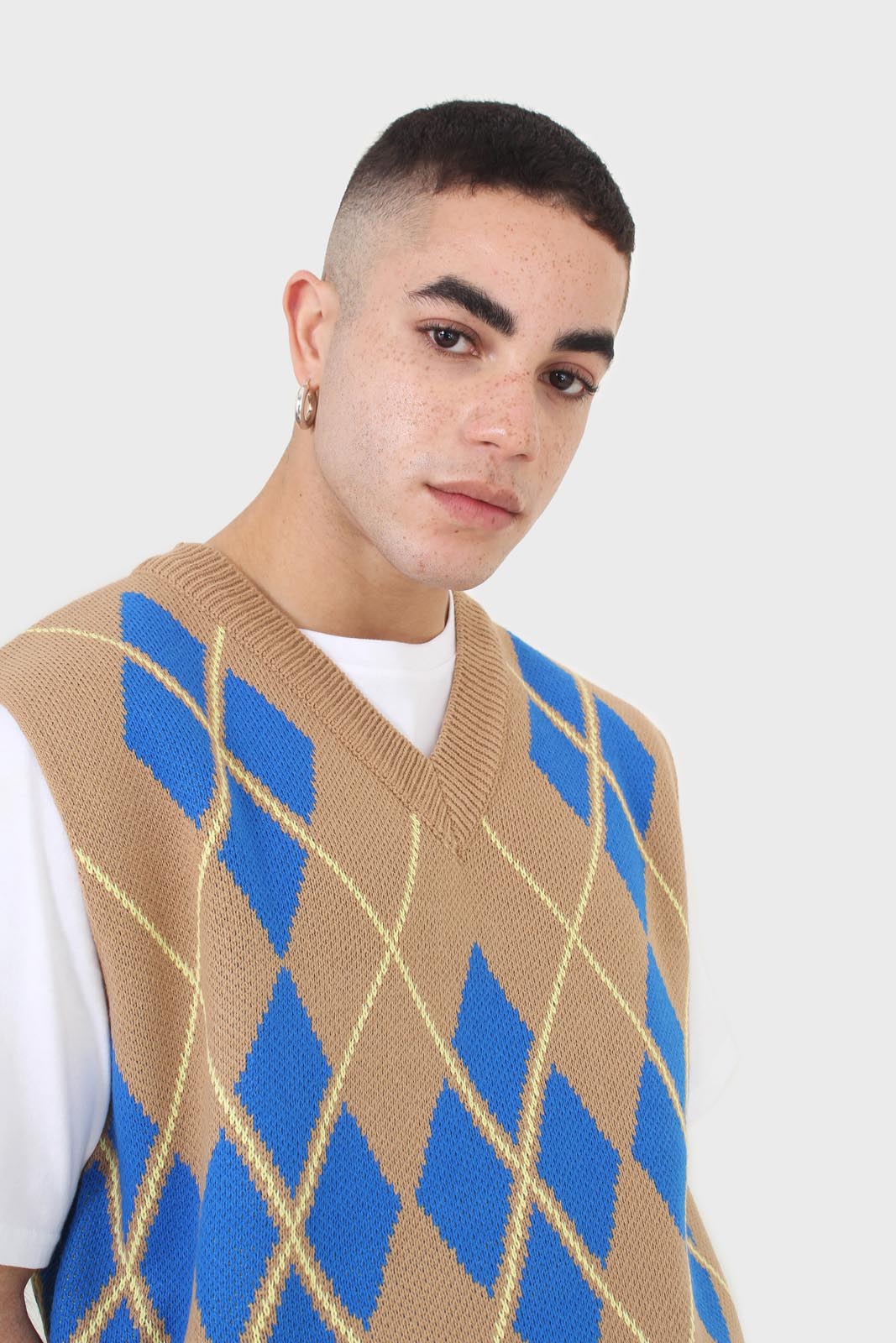 Camel and bright blue argyle sweater vest_10