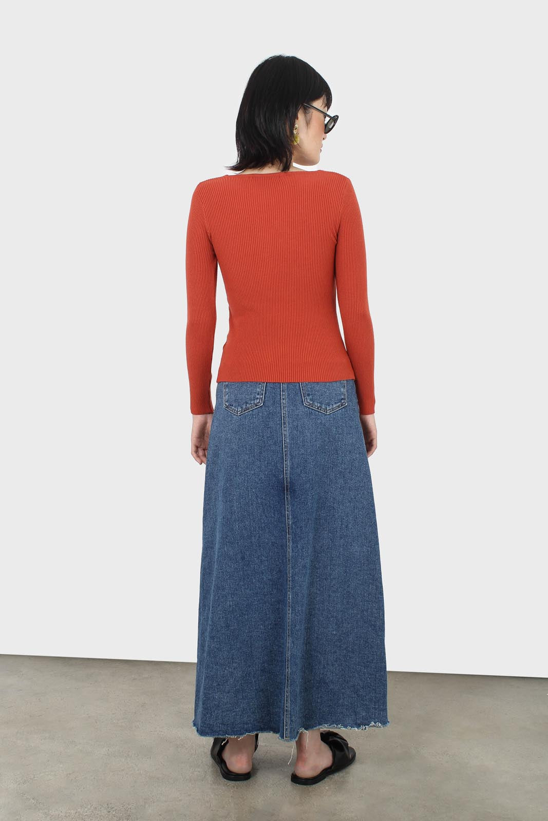 Orange cross front chest knit top_6