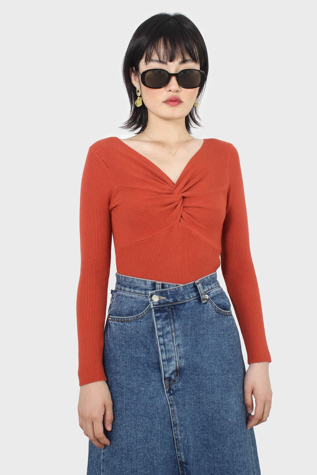 Orange cross front chest knit top_5