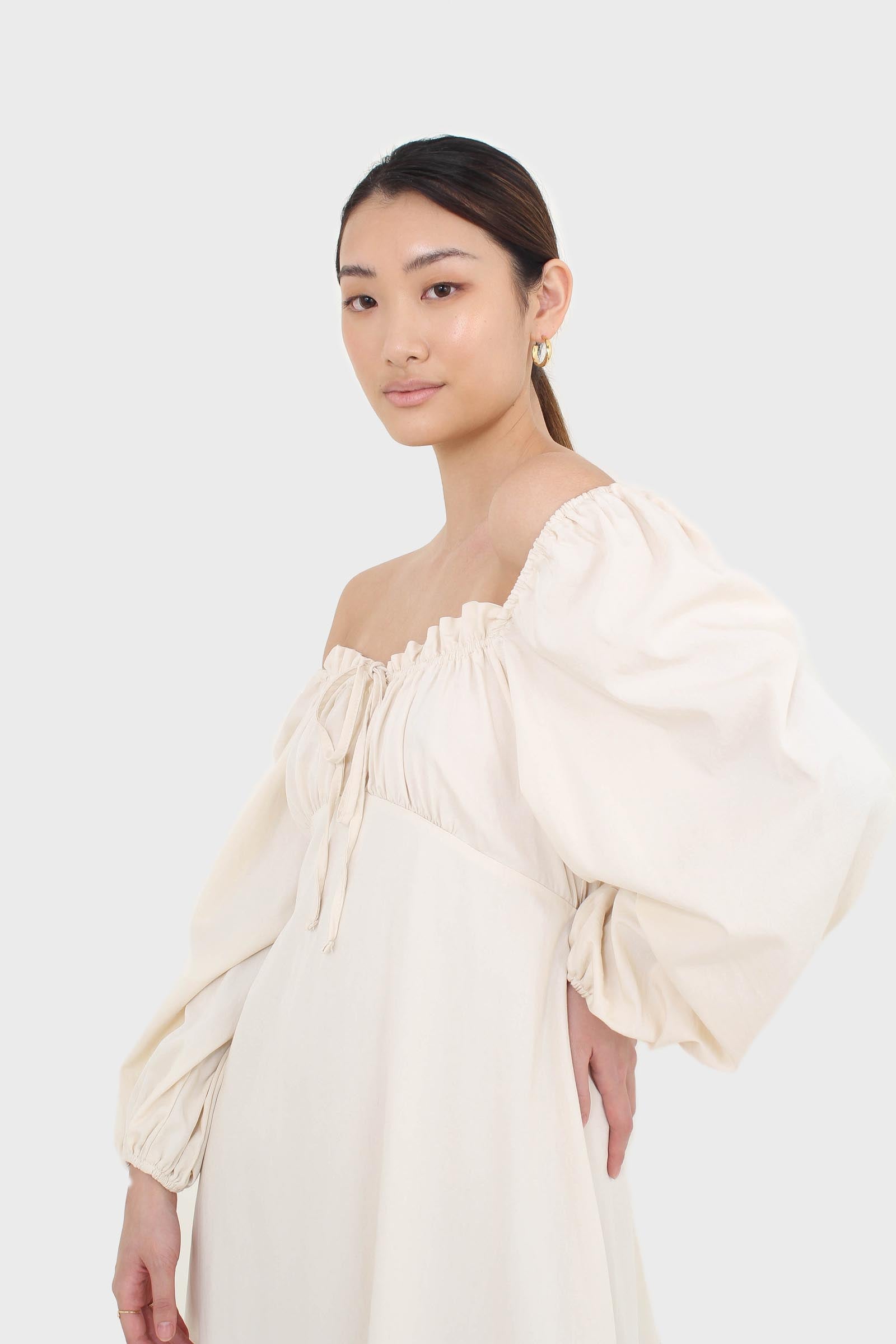Ivory off shoulder cinched waist peasant dress_9