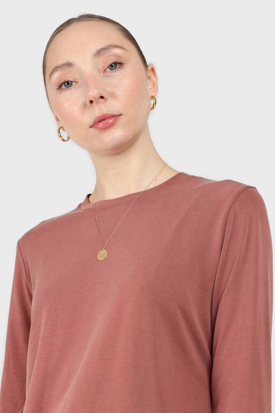 Rust high neck perfect long sleeved tee_2