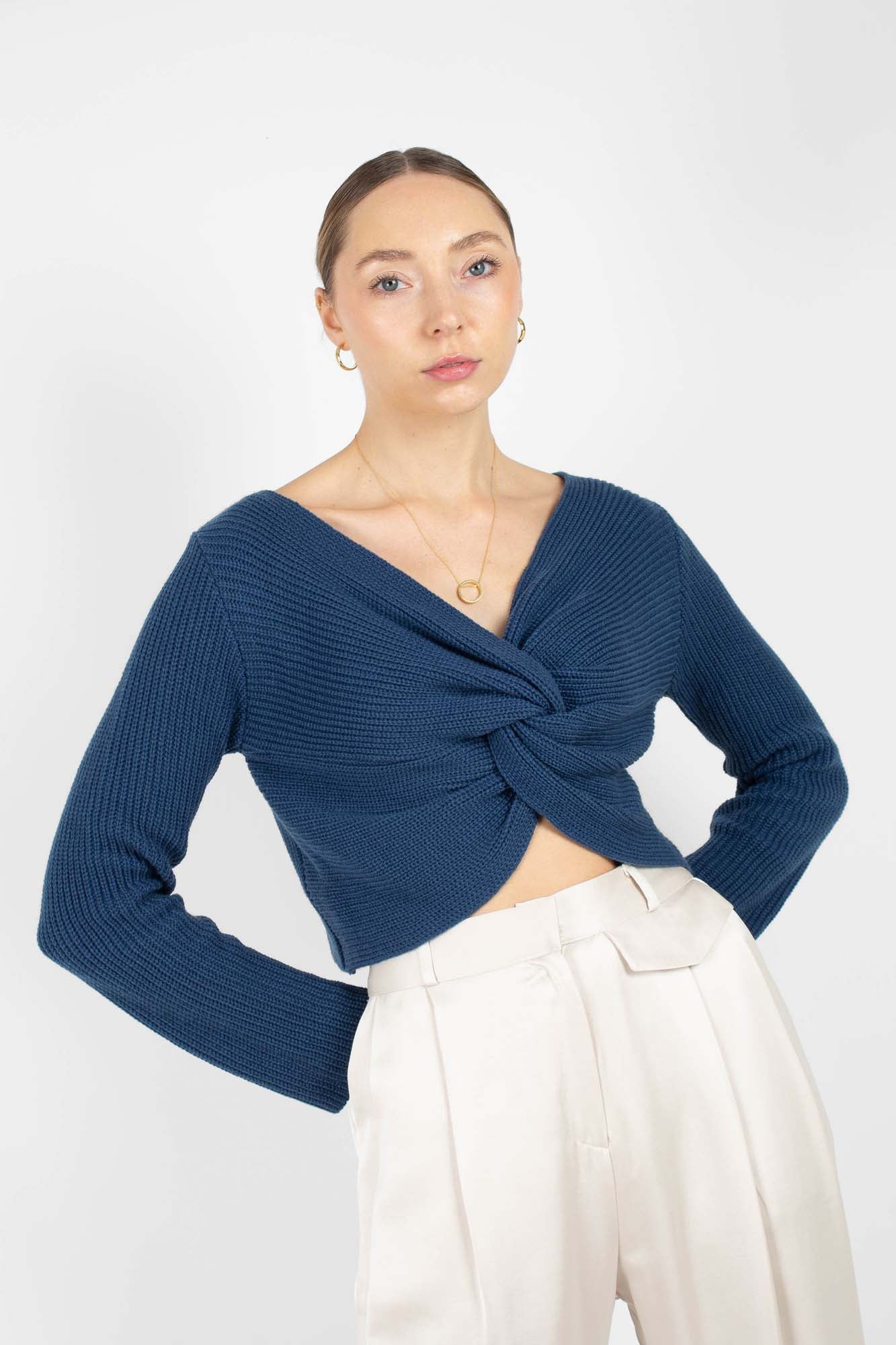 Dark blue twist front cropped knit top_1