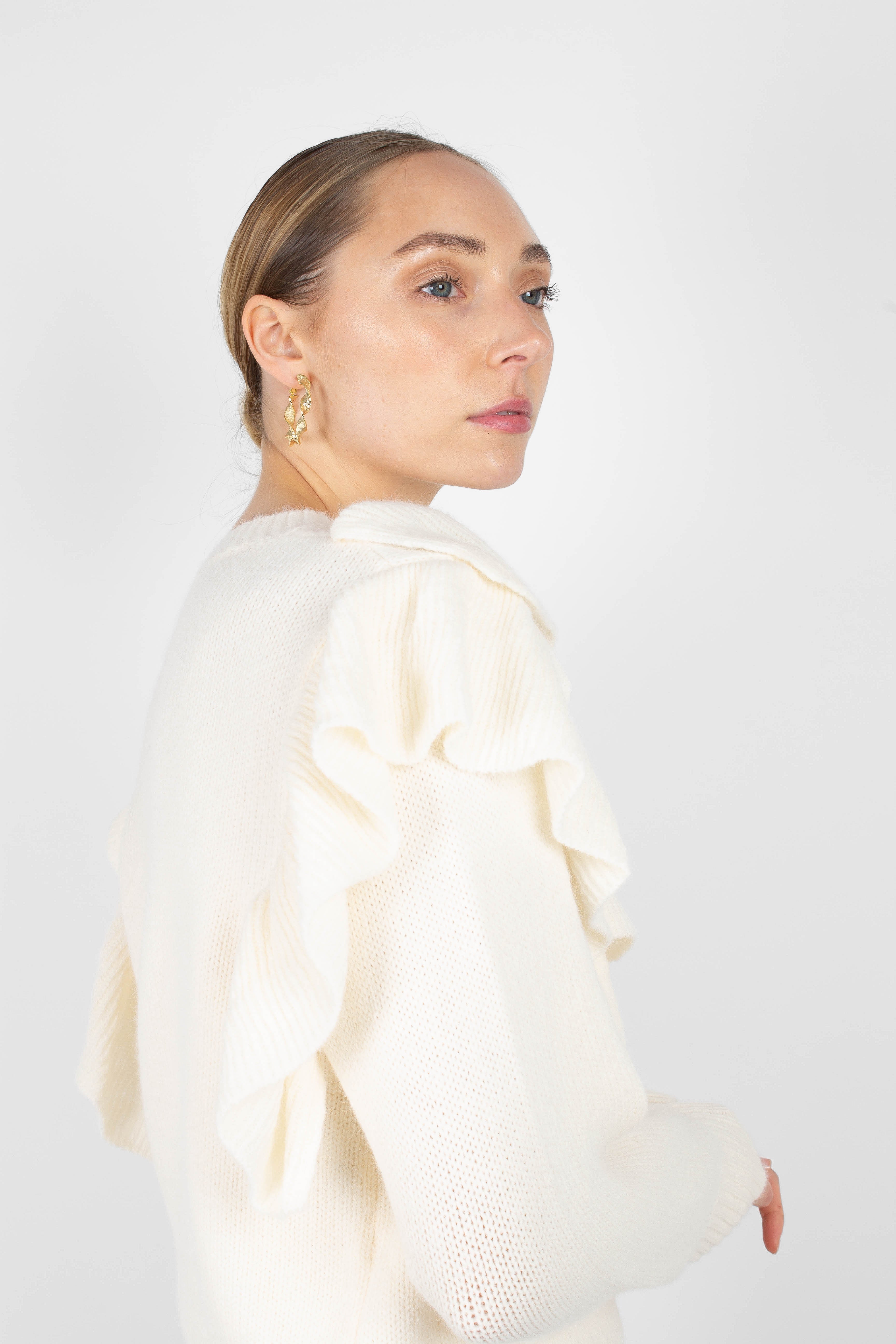 Ivory deep V ruffle trim jumper_6