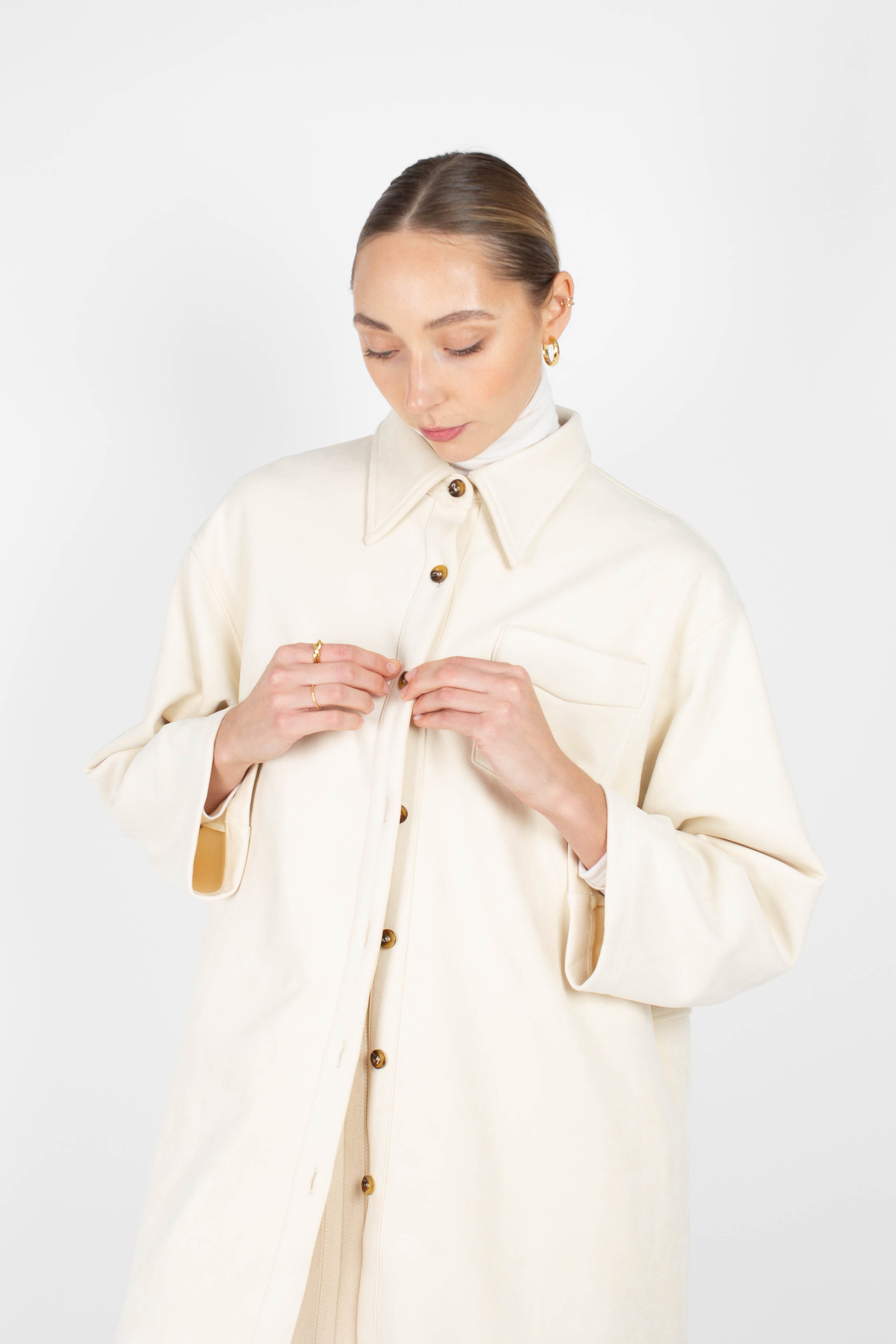 Ivory vegan suede oversized shirt_7