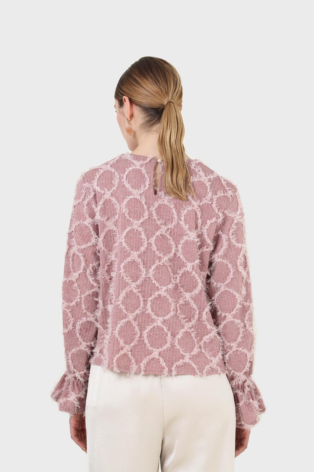 Pale pink cross tuft pattern blouse_6