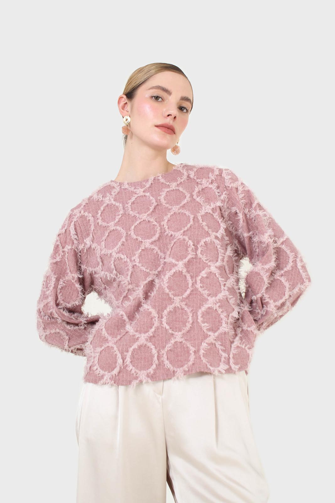 Pale pink cross tuft pattern blouse_5