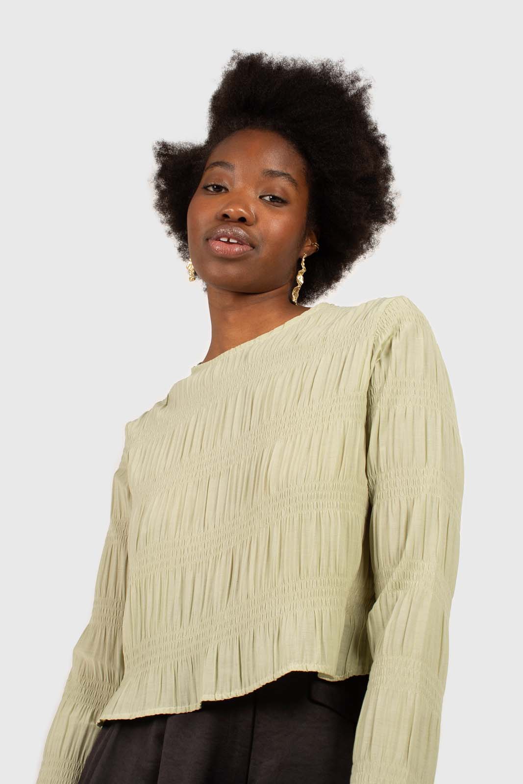 Mint tiered wrinkle long sleeved blouse_8