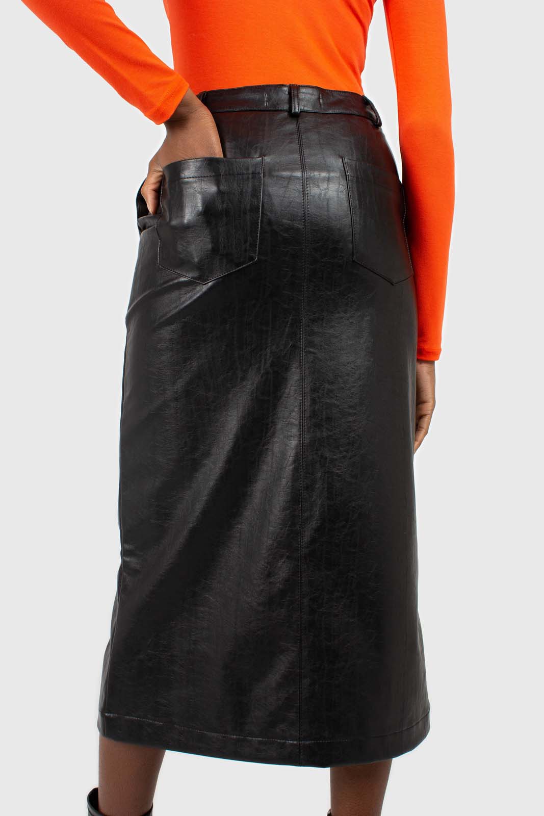 Black vegan leather midi skirt_6