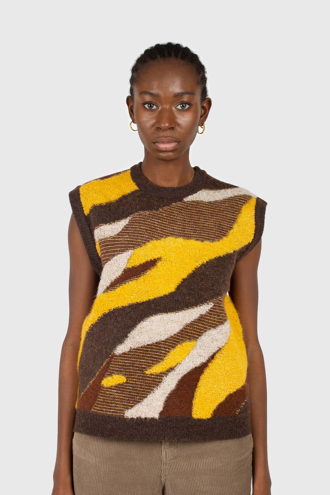 Brown and yellow layered intarsia vest_3