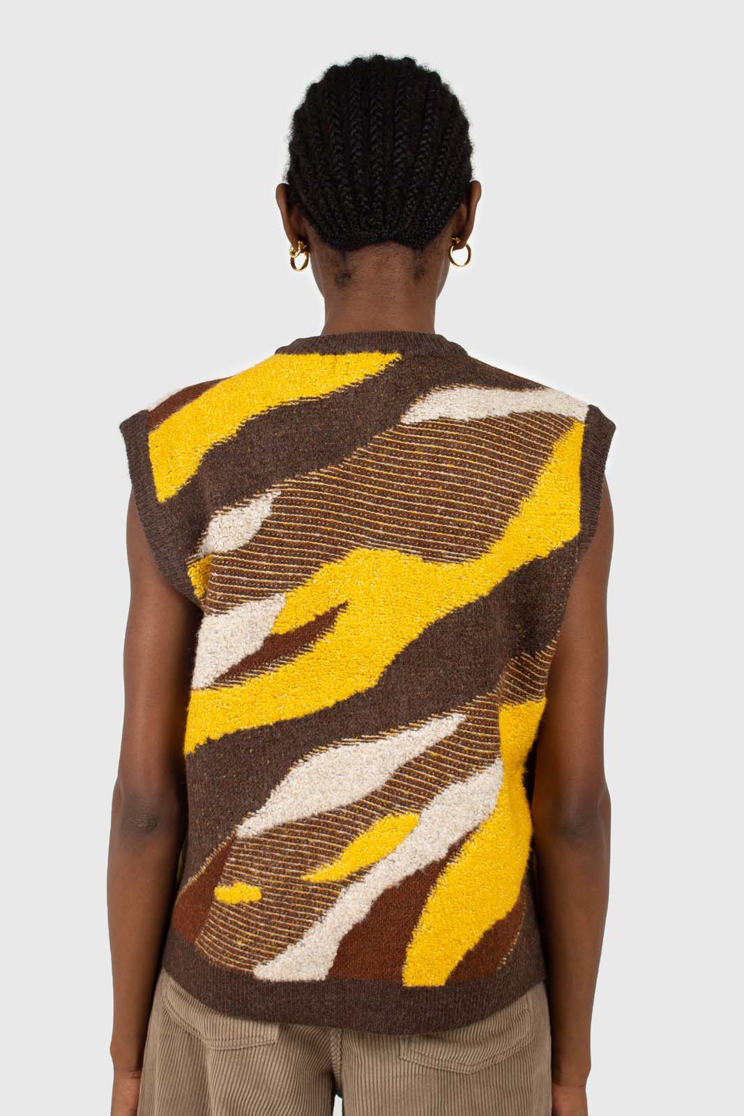 Brown and yellow layered intarsia vest_4