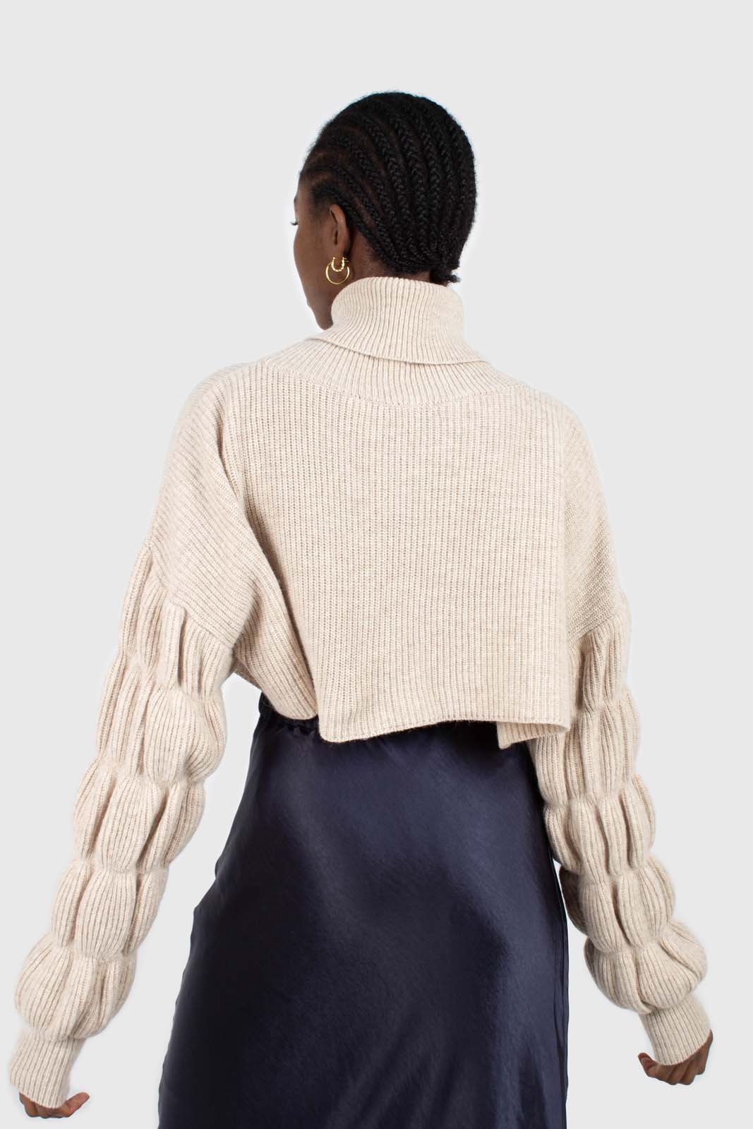 Beige balloon sleeved cropped wool blend turtleneck top_7