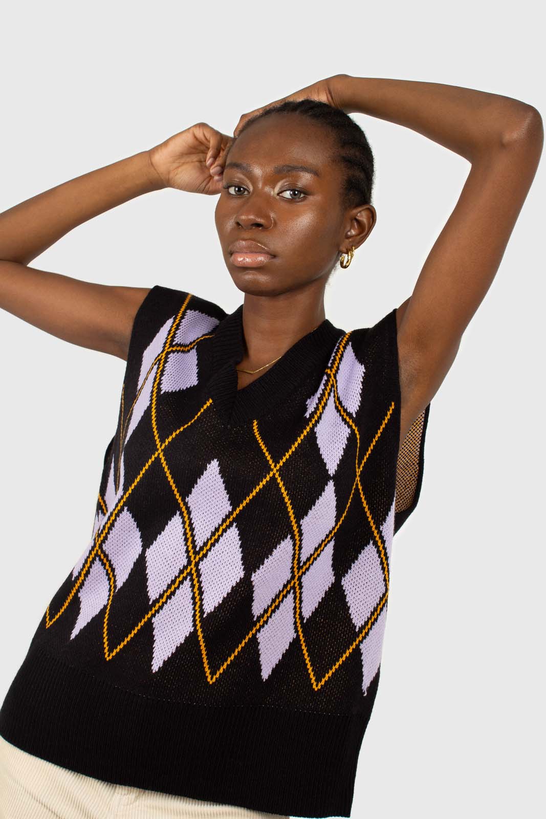 Black and lilac argyle sweater vest_8