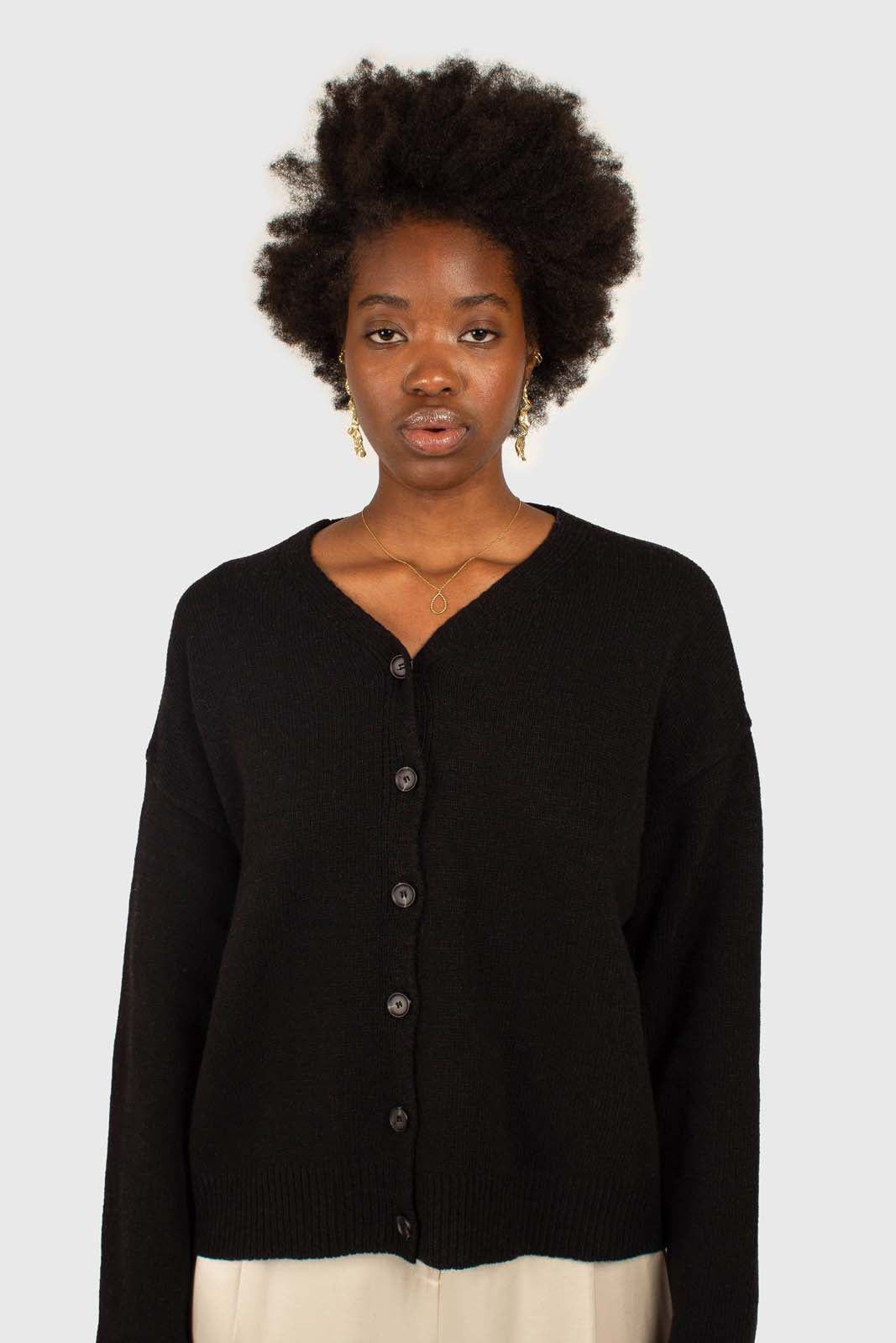 Black wool blend v-neck loose fit cardigan_11