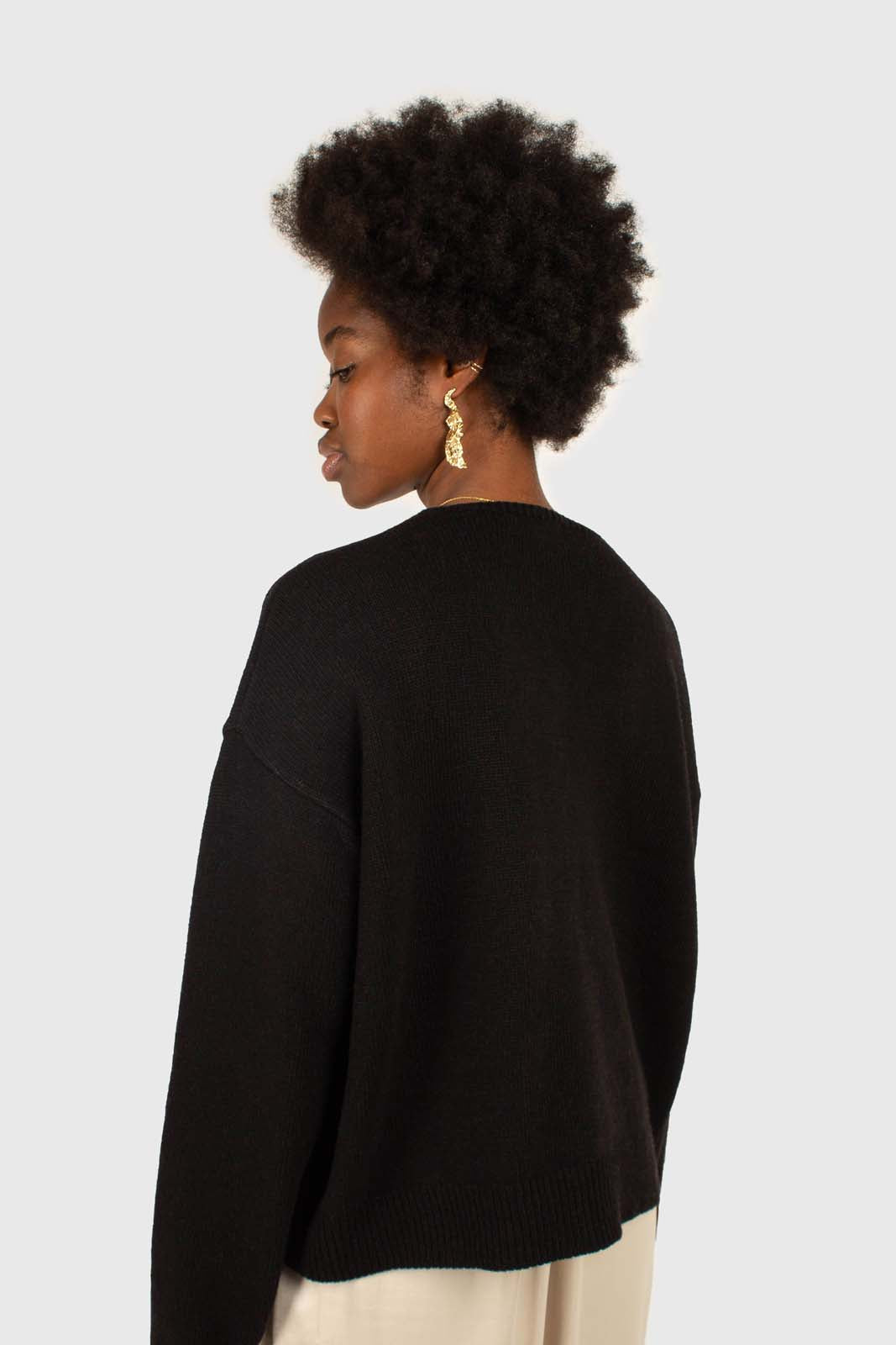 Black wool blend v-neck loose fit cardigan_12