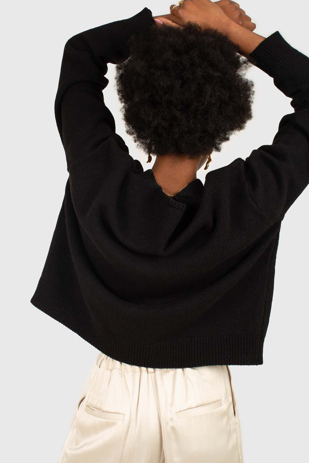 Black wool blend v-neck loose fit cardigan_13