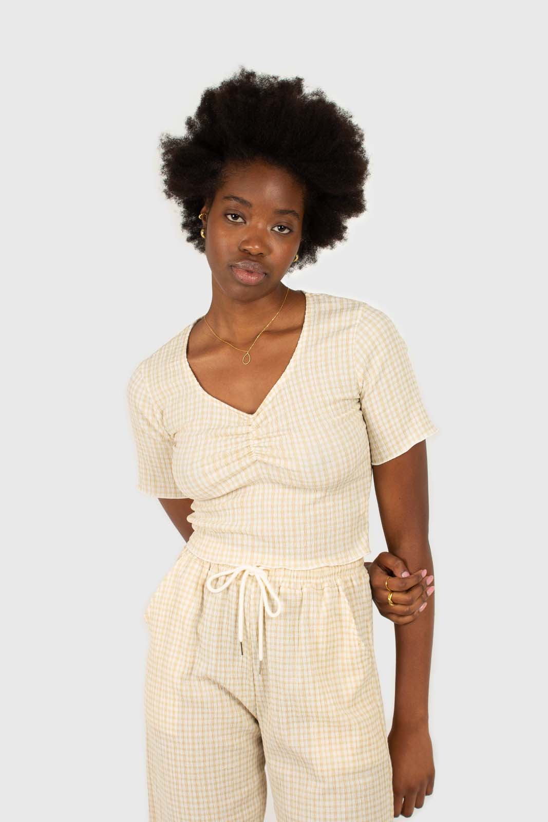 Beige gingham ruched neck tee_1