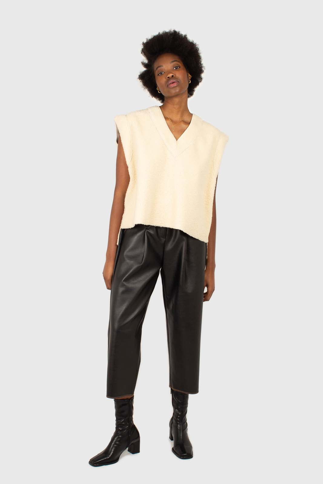 Ivory teddy oversized gilet_2