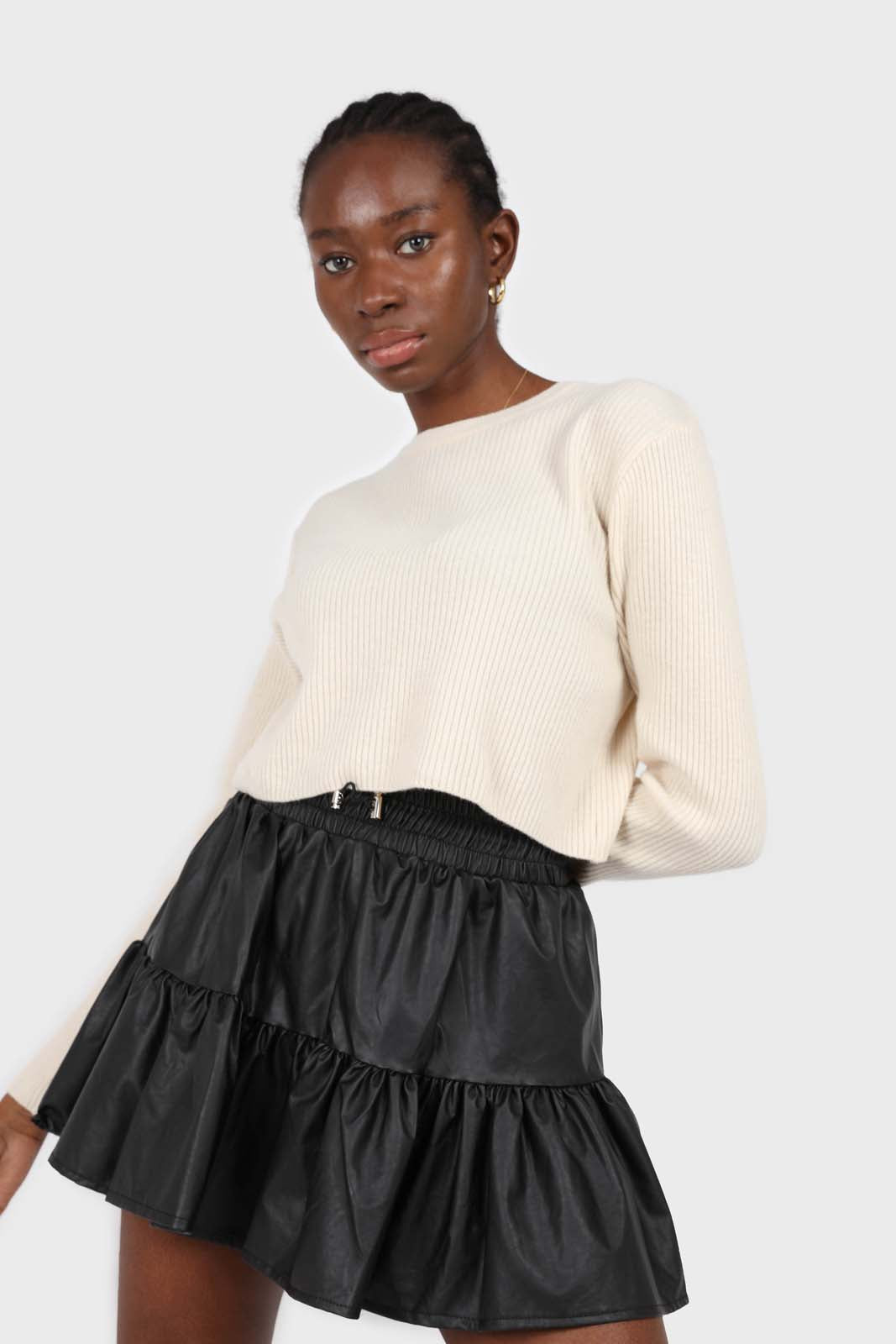 Black shiny vegan leather tiered mini skirt_4