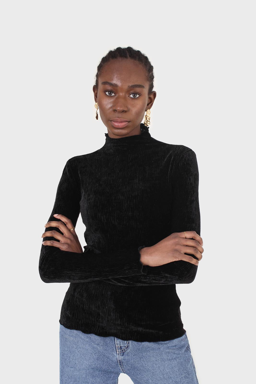 Black wrinkle velvet turtleneck top_6