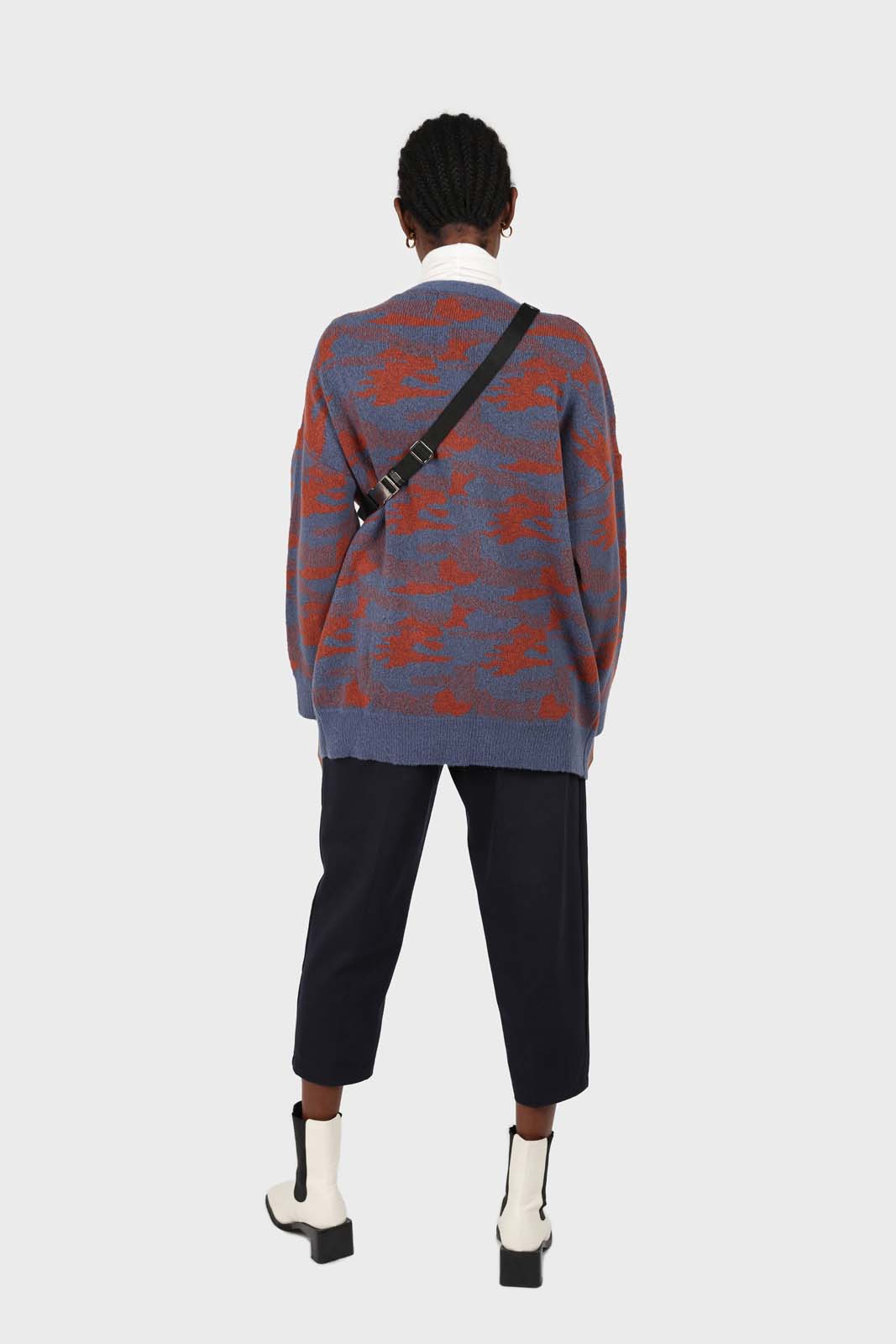 Blue and brown abstract pattern cardigan_3