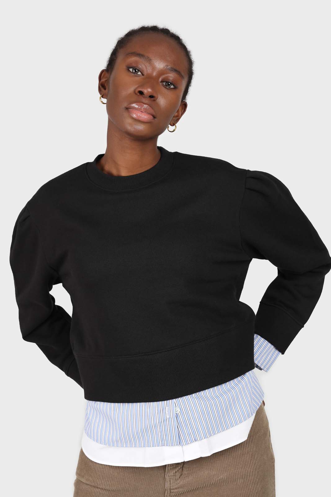 Black layered hem puff sleeved sweatshirt_2
