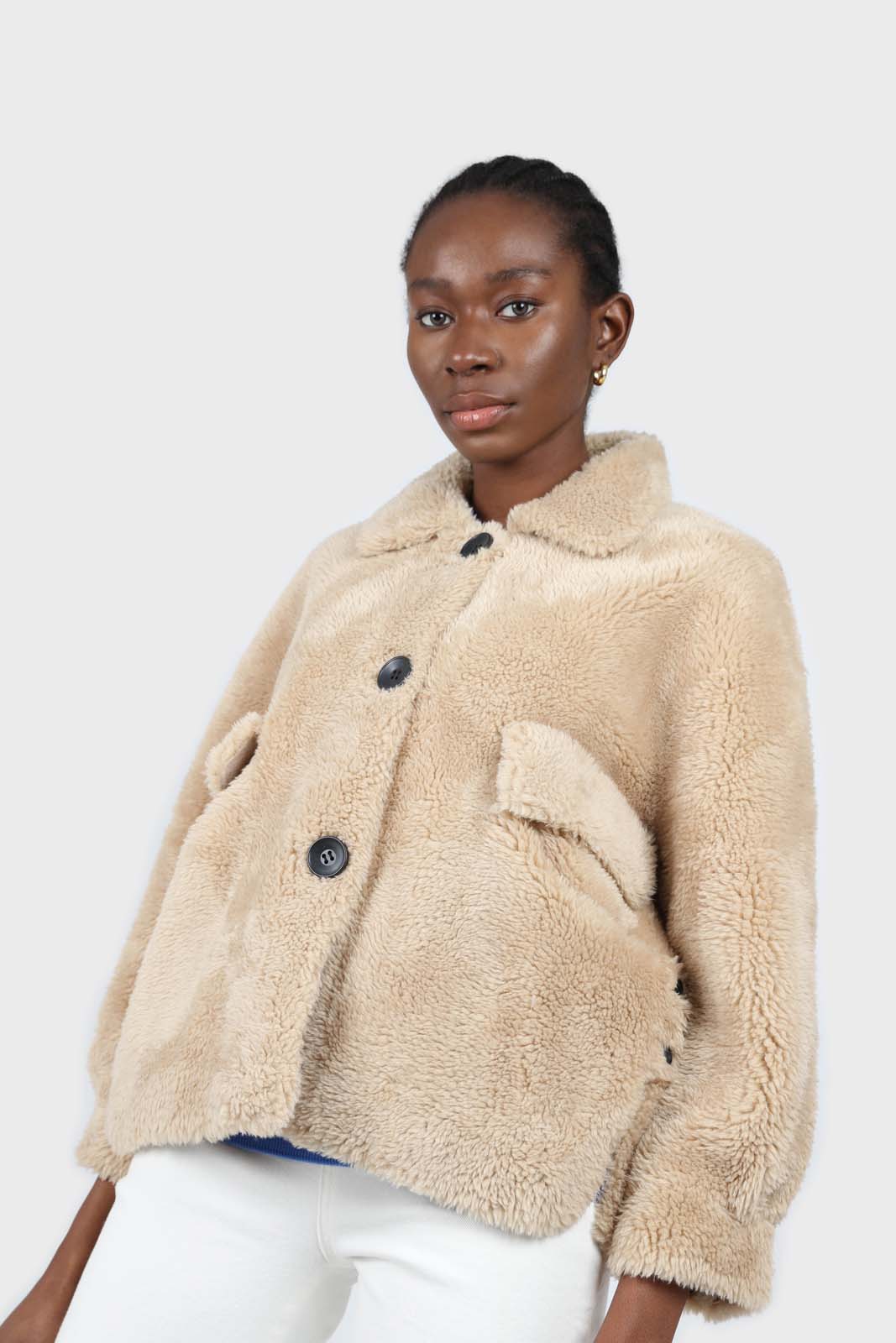 Beige large collar button up teddy jacket_3
