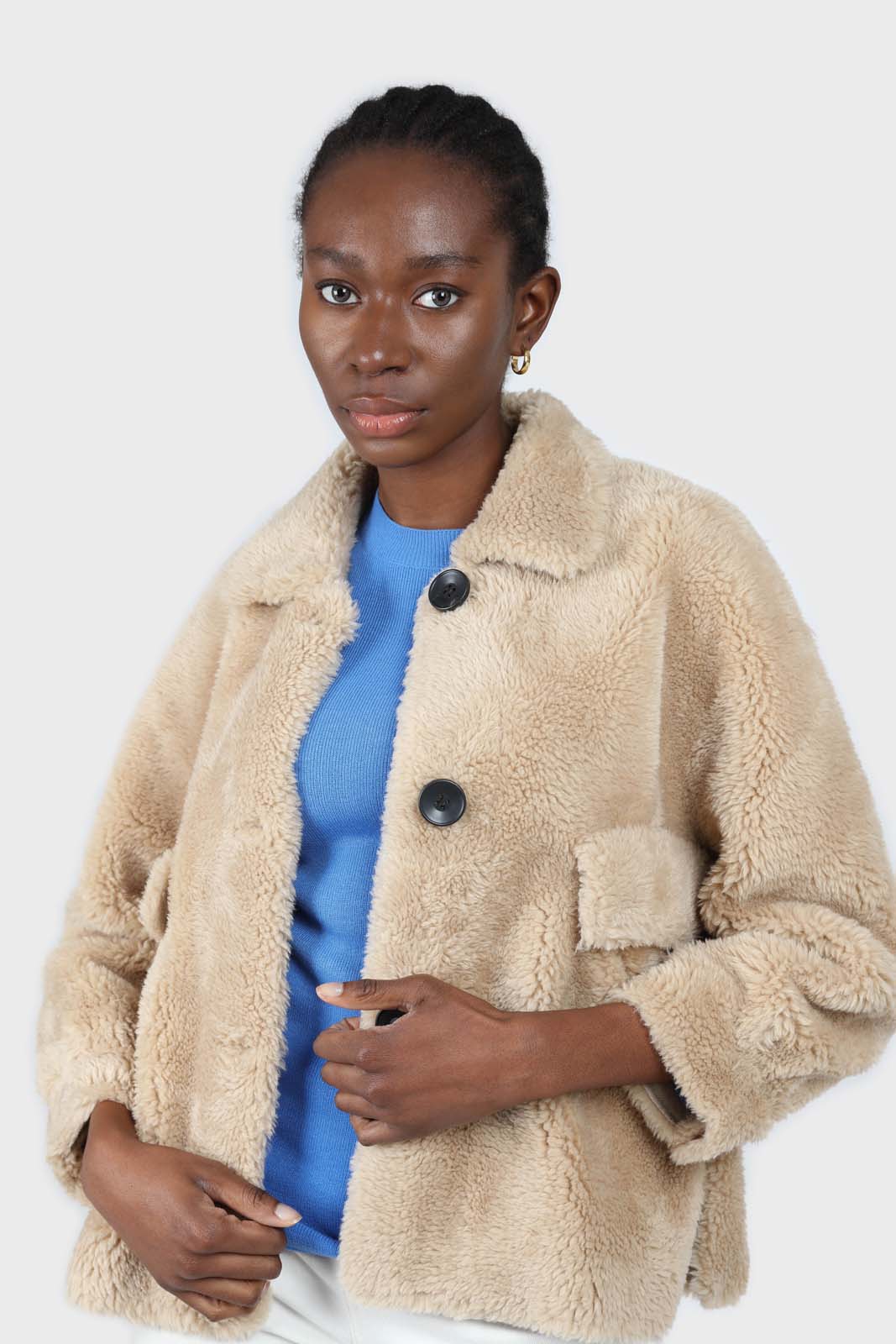 Beige large collar button up teddy jacket_4