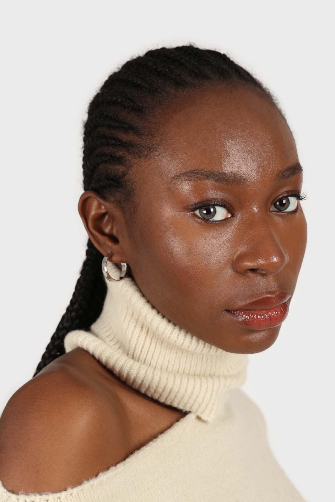 Beige slit neck turtleneck jumper_6