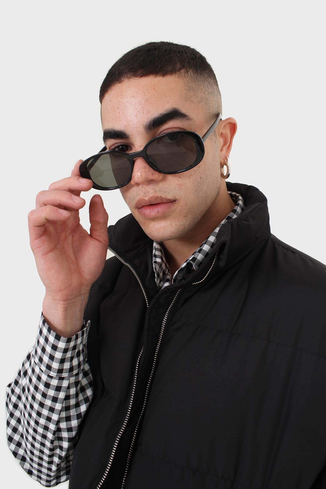 Black quilted zip up gilet_8