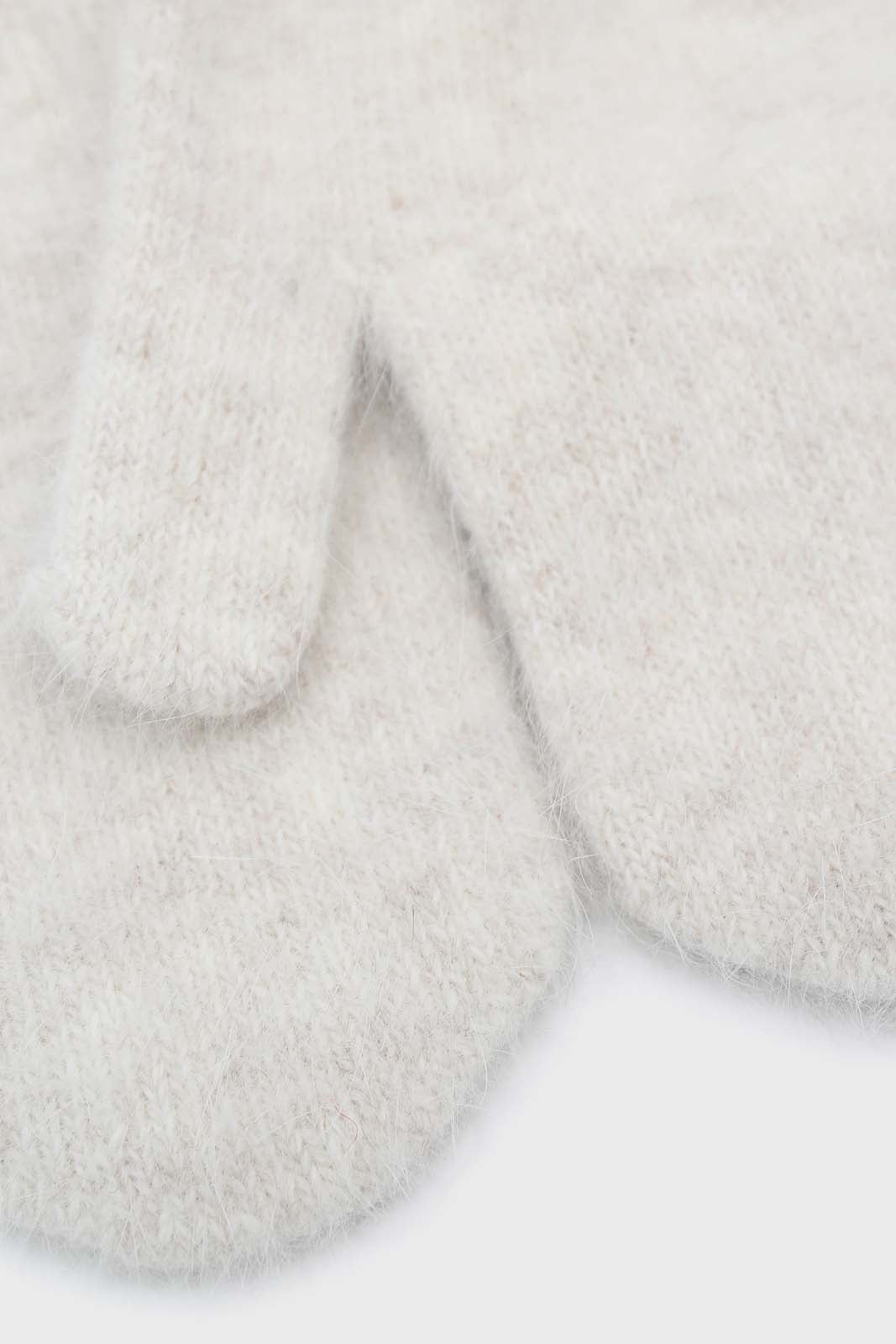 Oatmeal mohair mittens_4