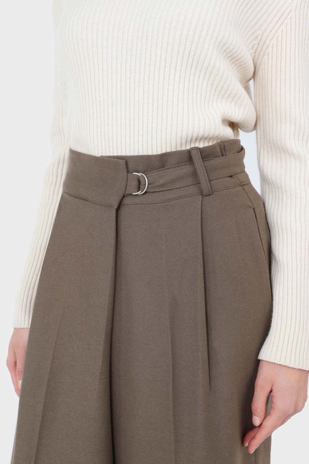 Brown tucked wrap belted loose fit trousers_7