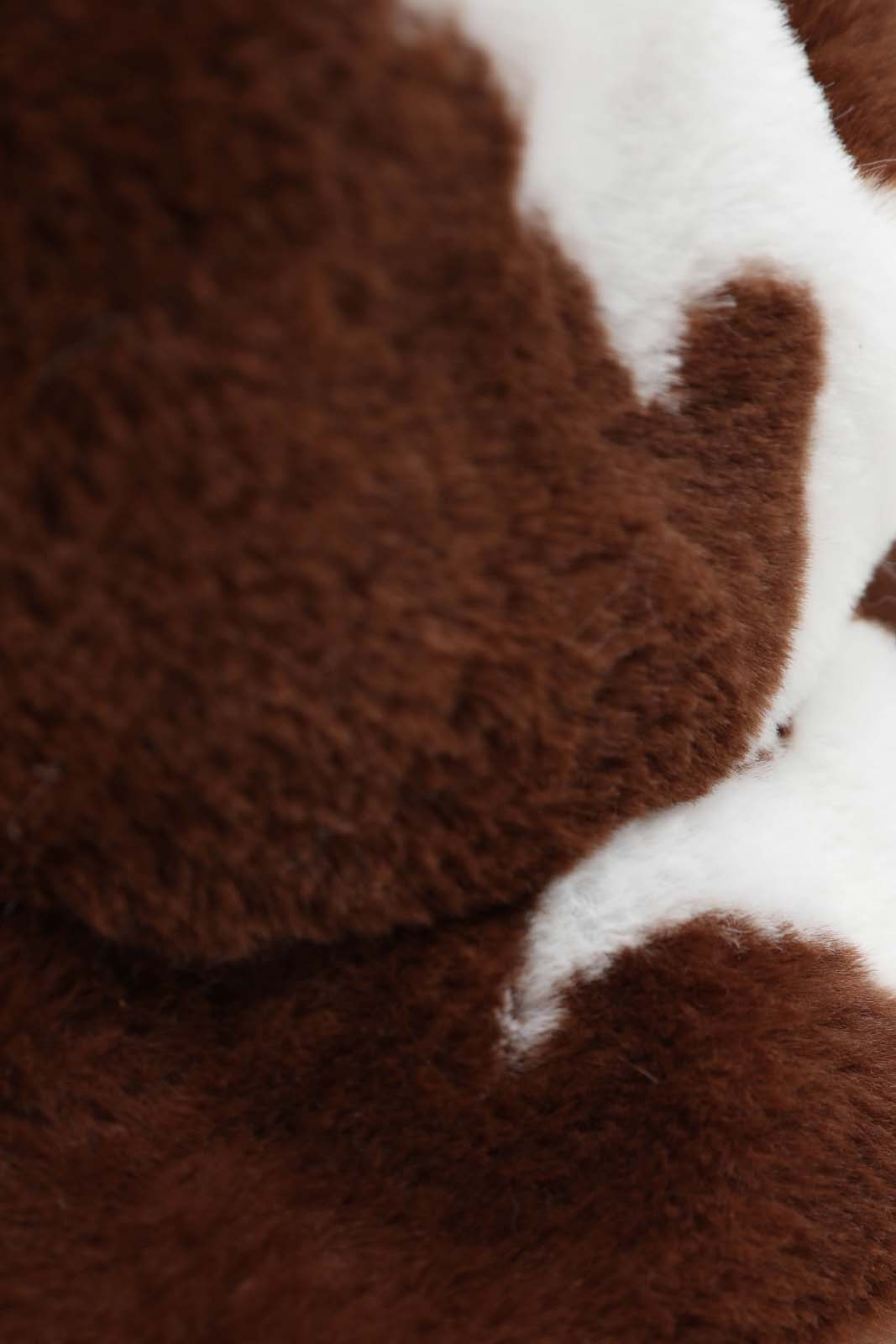 White and brown cow print faux fur bucket hat_5