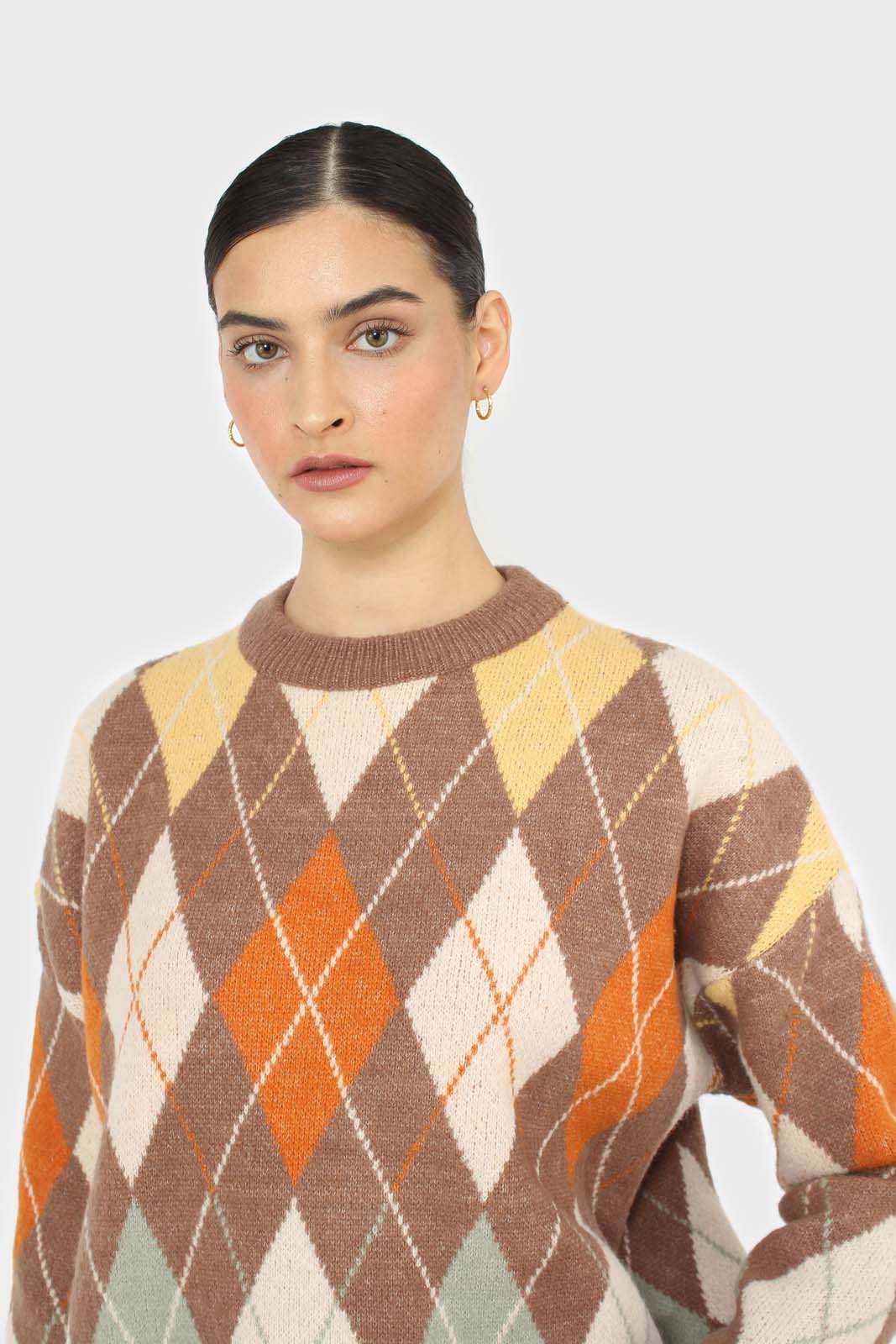 Brown and orange argyle crew neck jumper_3