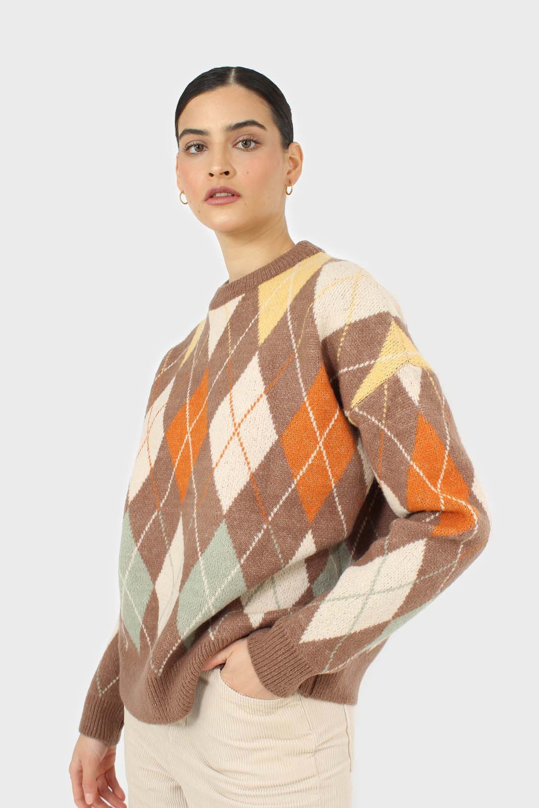 Brown and orange argyle crew neck jumper_4