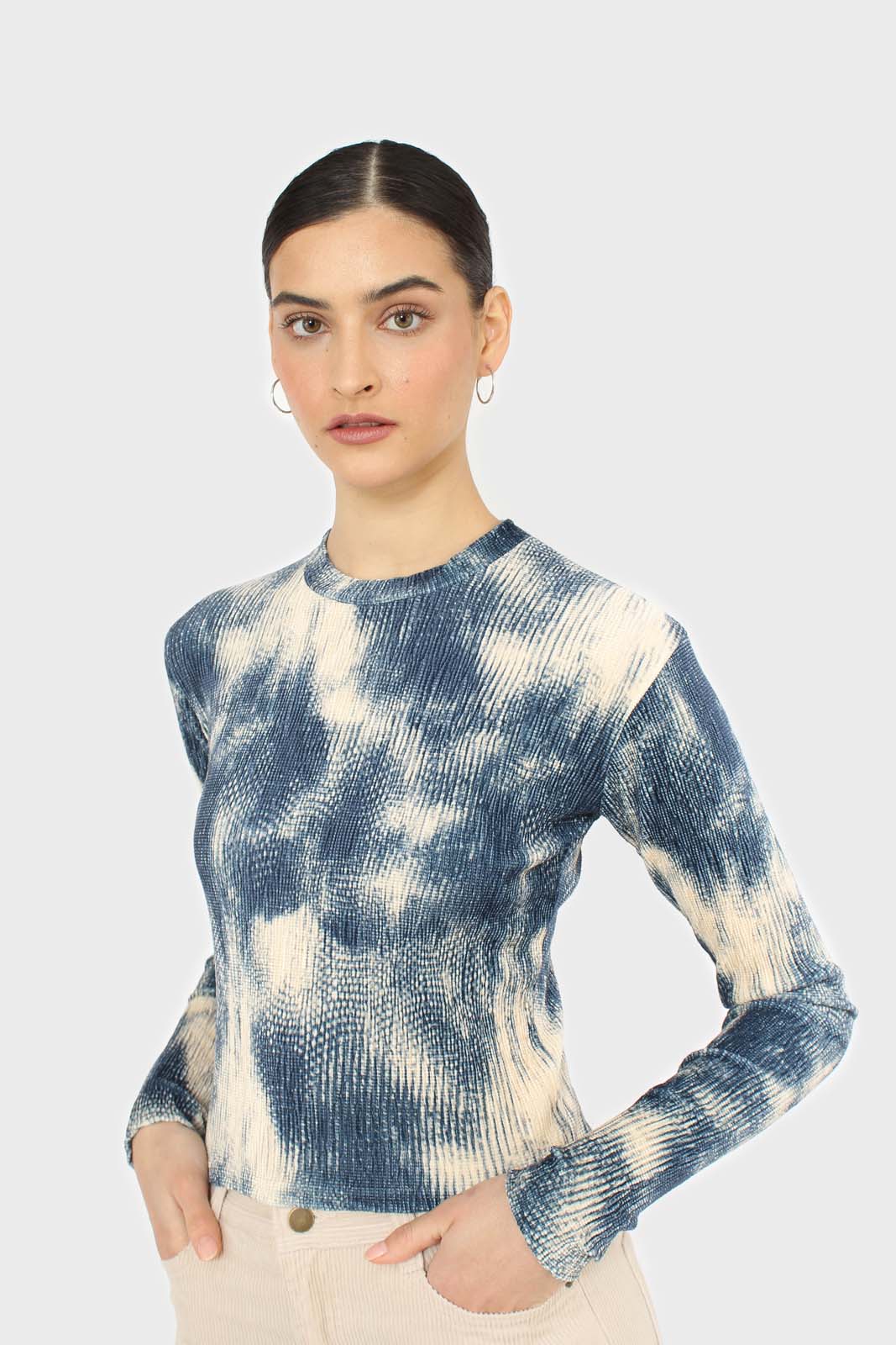 Teal tie dye print velvet cropped top_1