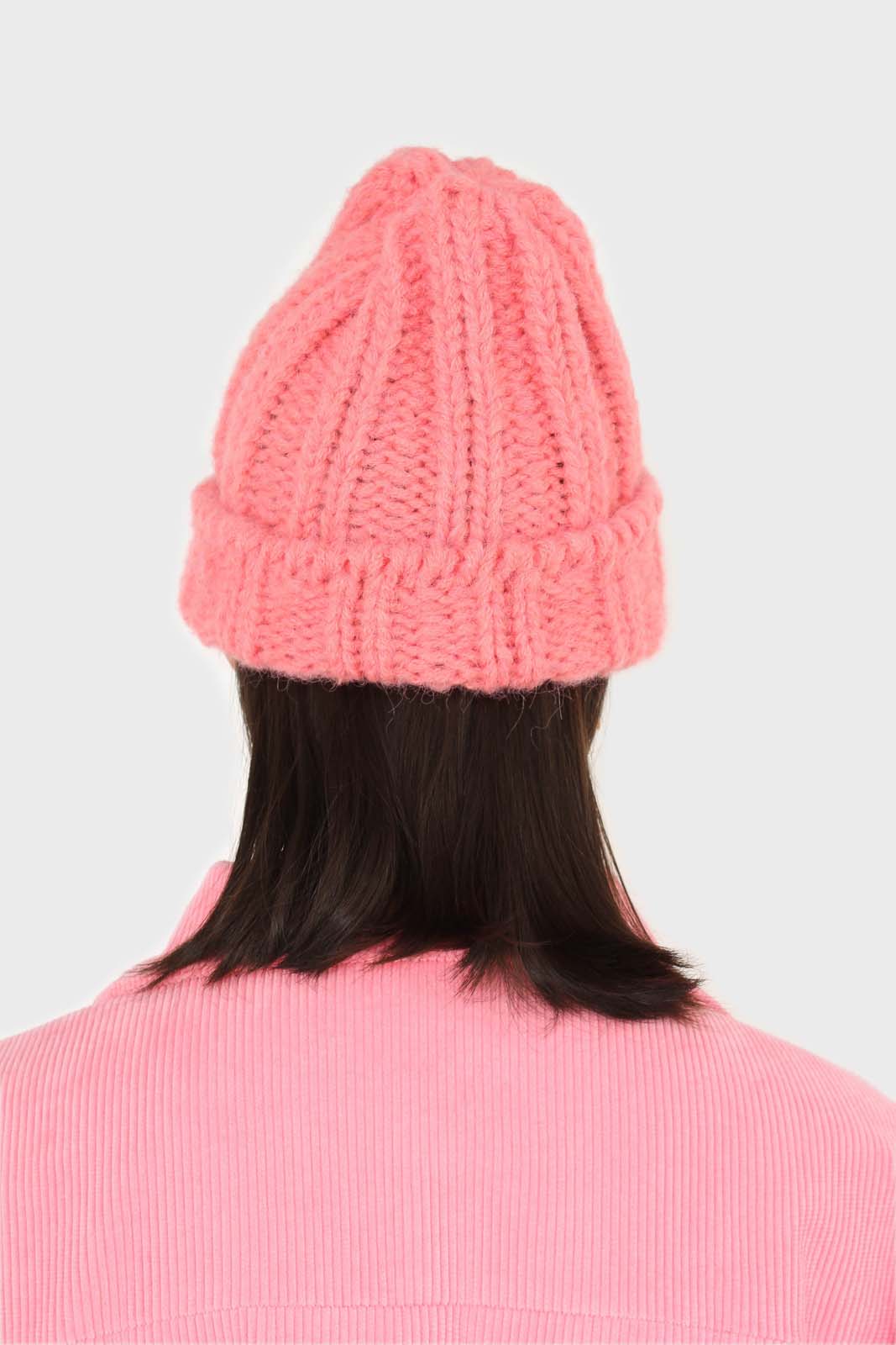 Pink large ribbed wool beanie hat_3
