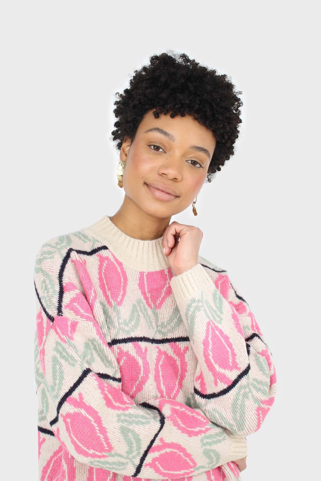 Oatmeal and pink intarsia tulip crew neck jumper_6