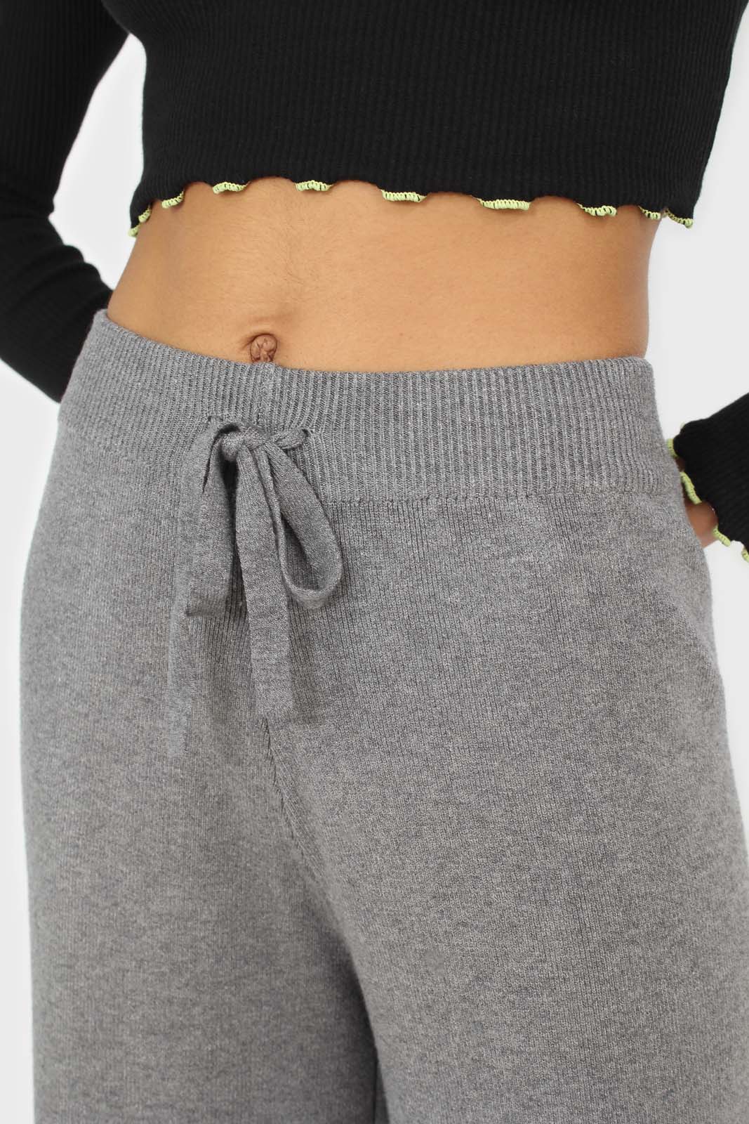 Grey smooth loose fit knit trousers_3