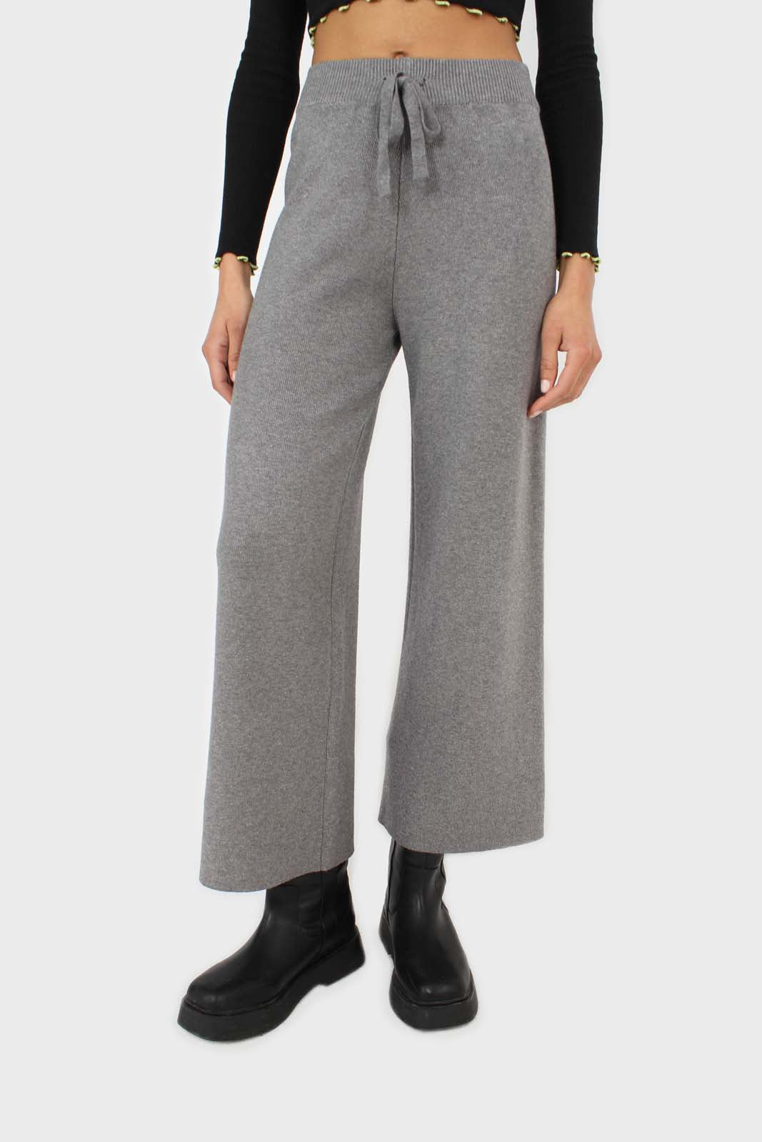 Grey smooth loose fit knit trousers_1