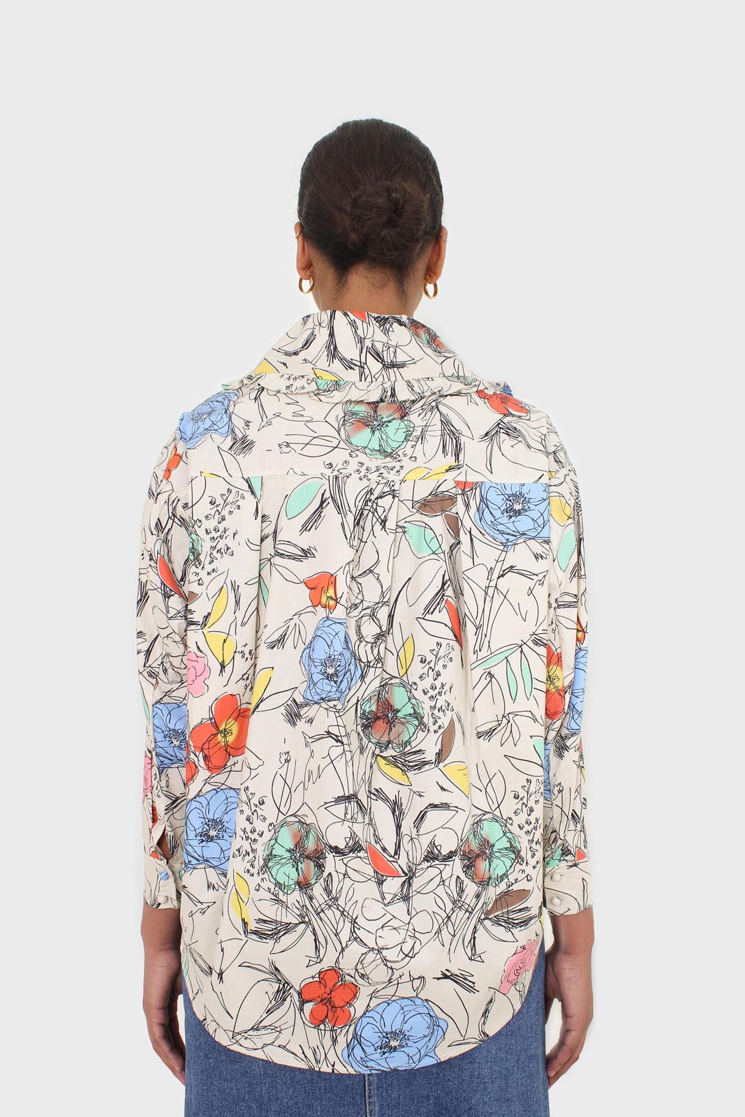 Ivory sketch print large collar blouse_2