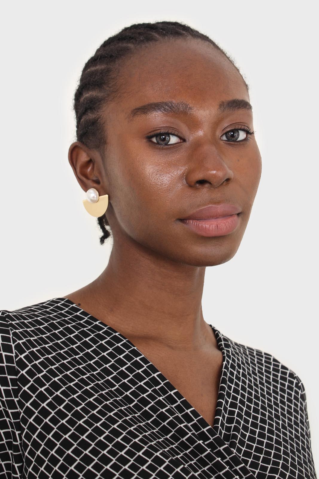 Black and white diamond jersey wrap dress_7