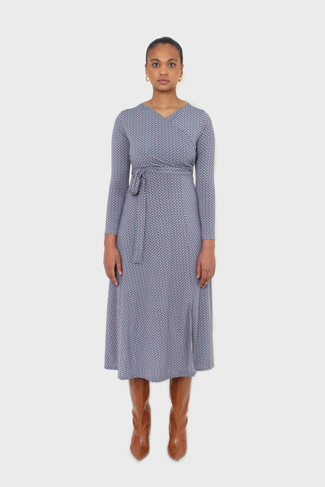 Blue and purple diamond jersey wrap dress_8