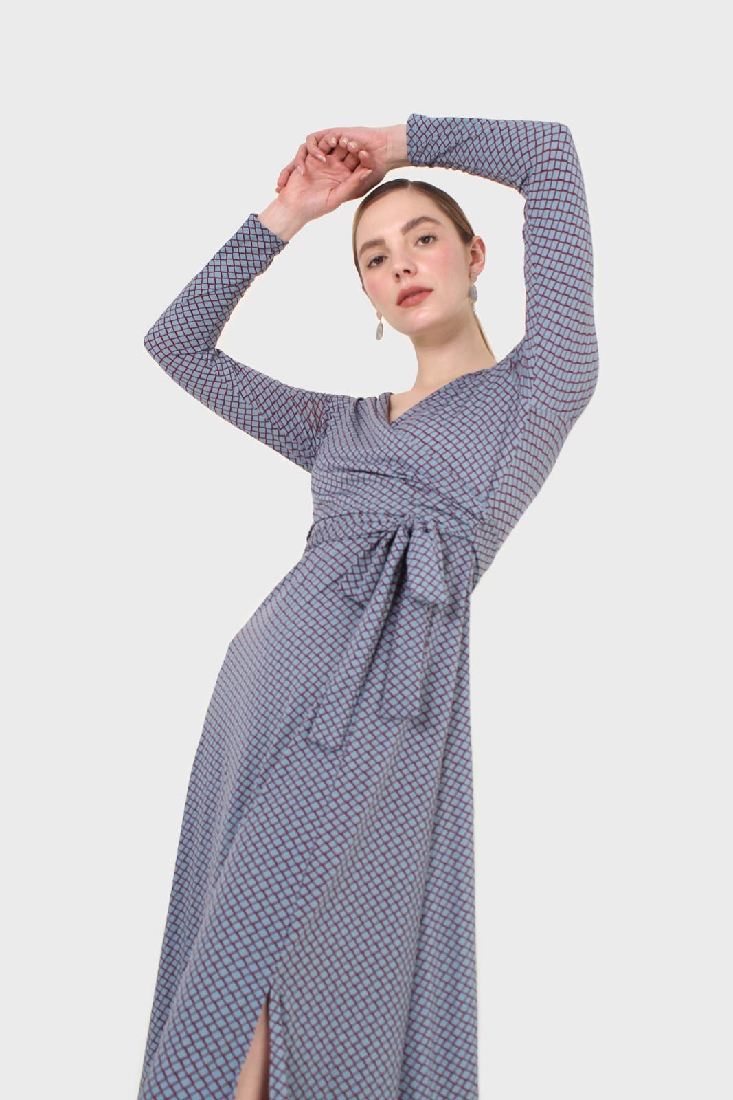 Blue and purple diamond jersey wrap dress_5
