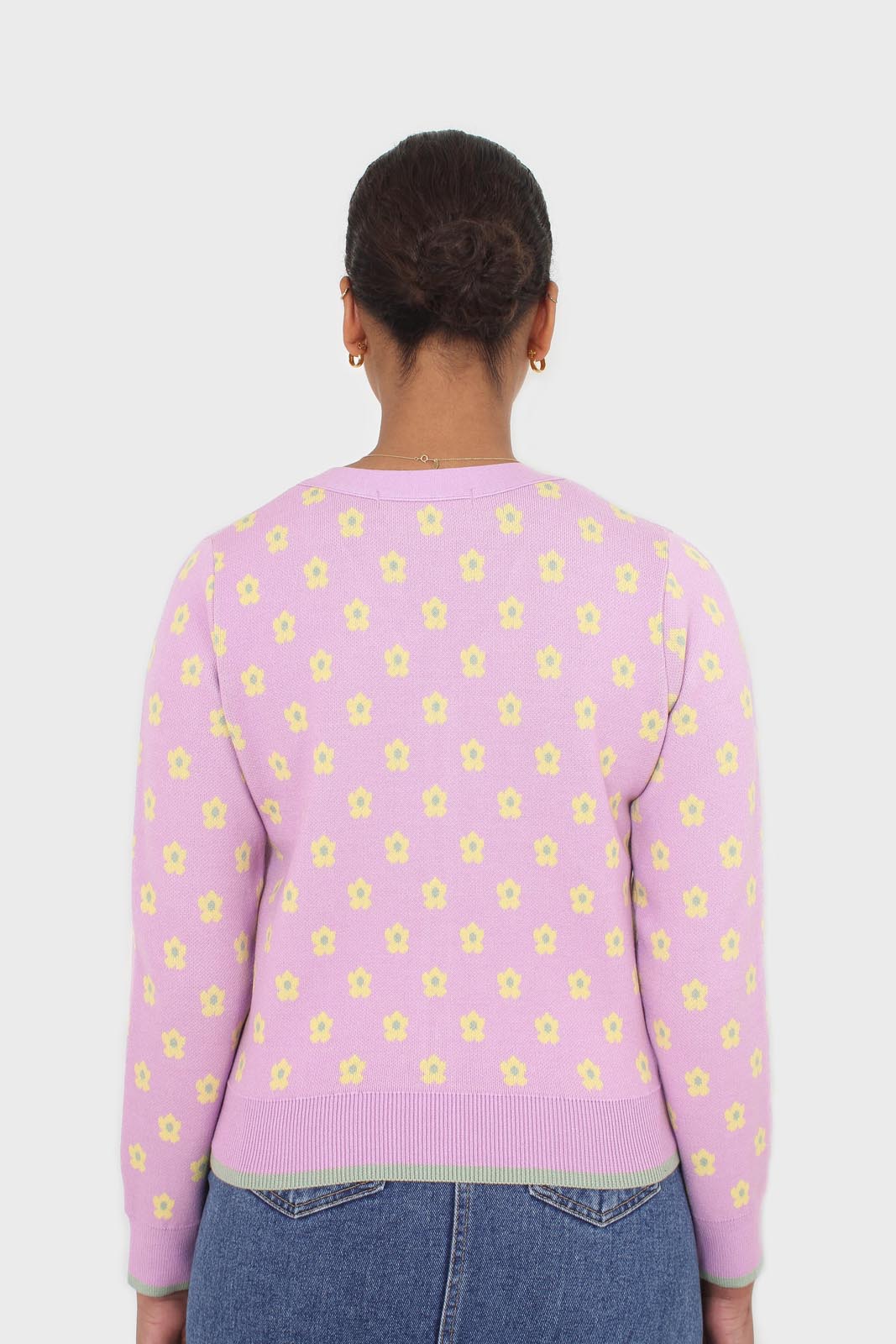 Lilac and yellow intarsia daisy cardigan_2