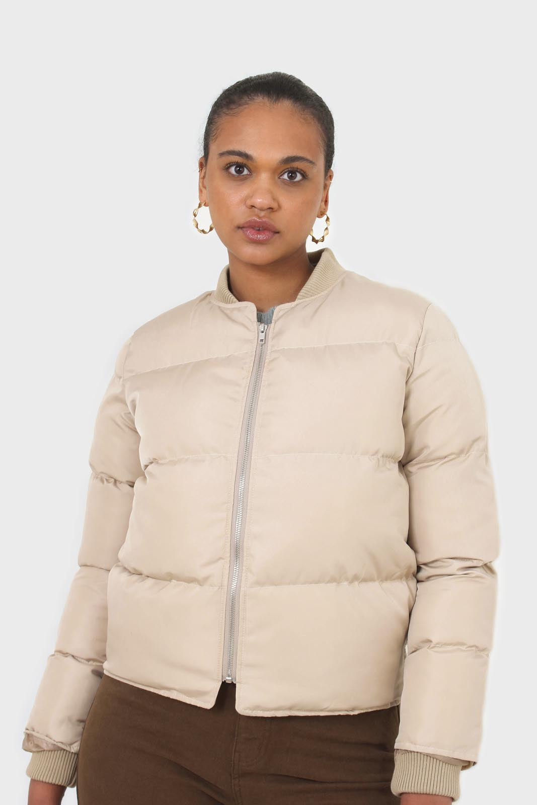 Beige round neck puffer jacket_11