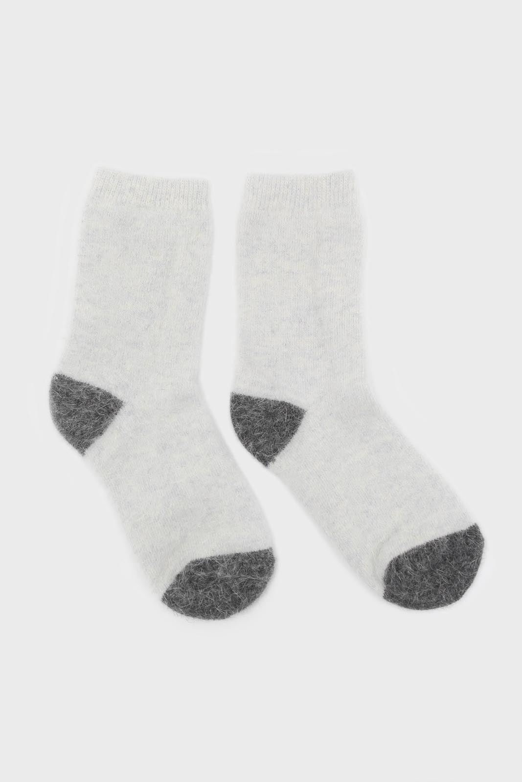 Ivory and charcoal furry color block angora socks_3