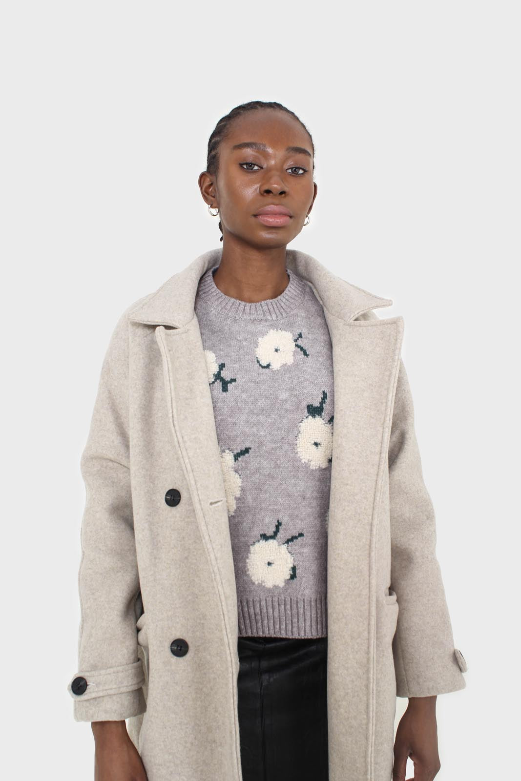 Grey and white floral crew neck jumper_6