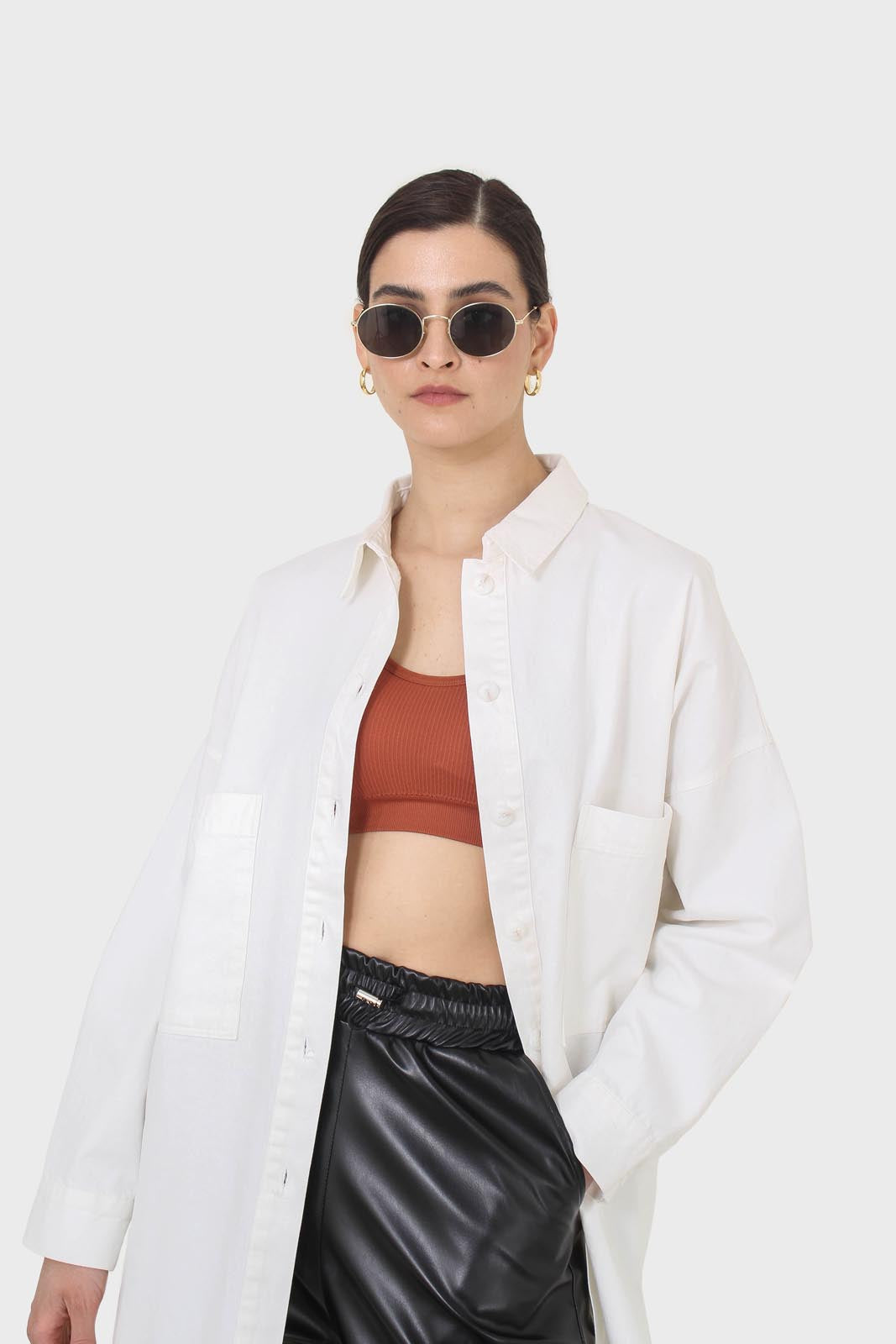 White large patch pocket oversized shirt_6